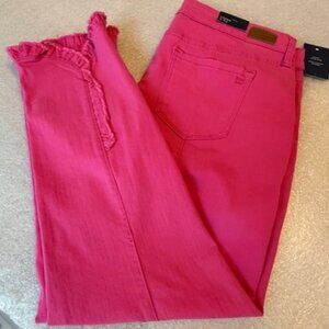 CROWN & IVY DENIM SKINNY CROPPED JEANS W RUFFLE HEM, SIZE 12 NEW W TAG PINK POP